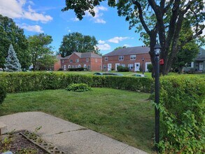 594 Chatham Rd in Columbus, OH - Building Photo - Building Photo