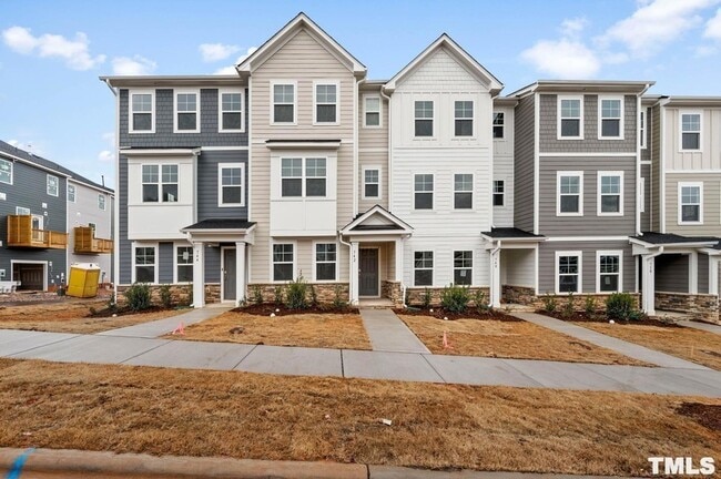 property at 742 Cormiche Ln