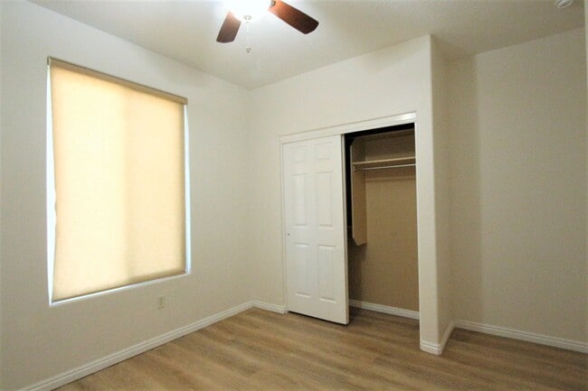 844 N Cottonwood Wash Dr in Washington, UT - Building Photo - Building Photo