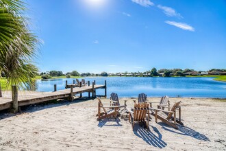 Lakes at Suntree in Melbourne, FL - Building Photo - Building Photo