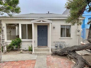 53 11th Ct in Hermosa Beach, CA - Foto de edificio - Building Photo