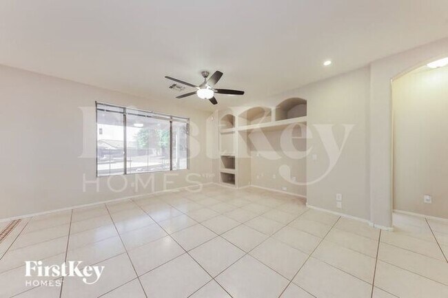 16221 W Marconi Ave in Surprise, AZ - Building Photo - Building Photo