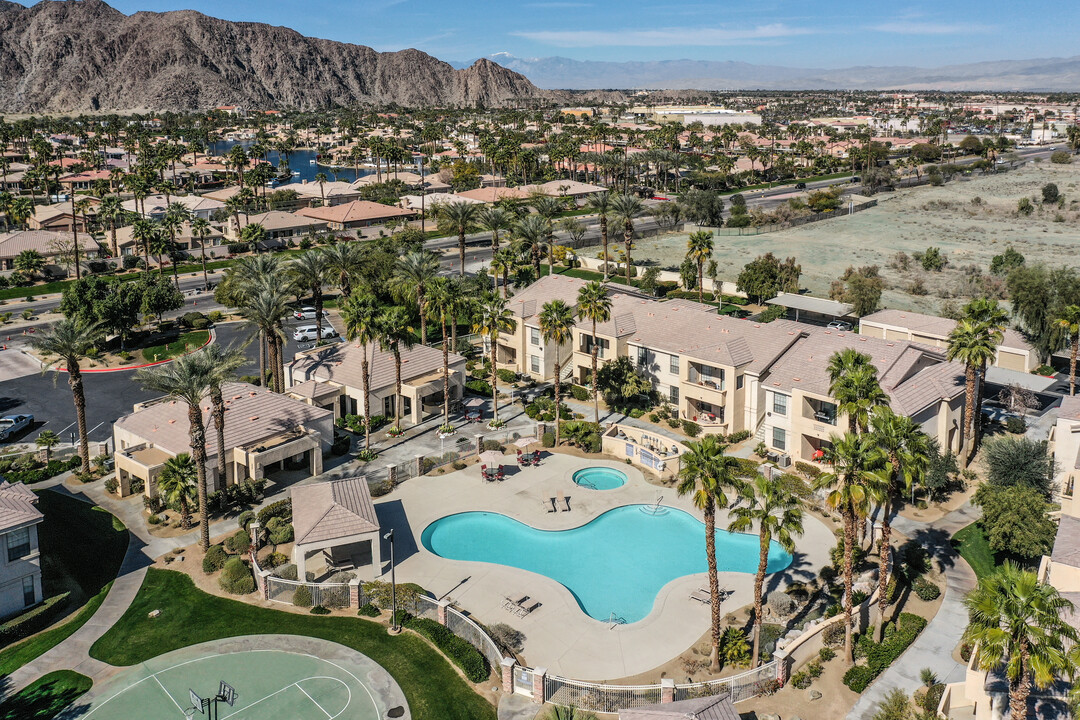 Aventine Apartment Homes in La Quinta, CA - Foto de edificio