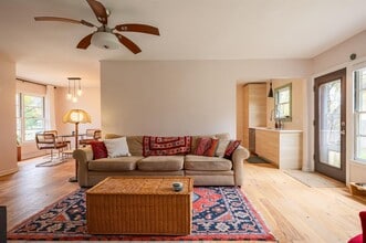 503 Provines Dr in Austin, TX - Building Photo - Building Photo