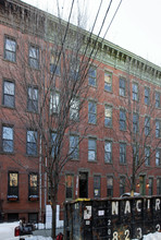 229 3rd St in Jersey City, NJ - Building Photo - Building Photo