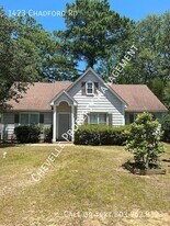 1423 Chadford Rd in Irmo, SC - Building Photo