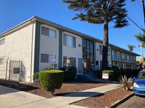 Berryman Apts...Newly Remodeled Apartments... in Los Angeles, CA - Building Photo - Building Photo