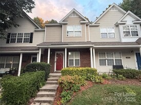 10247 Reindeer Way Ln in Charlotte, NC - Building Photo