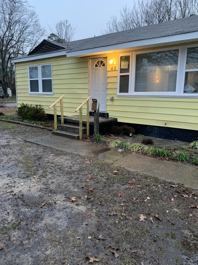 property at 43 S Richard Dr