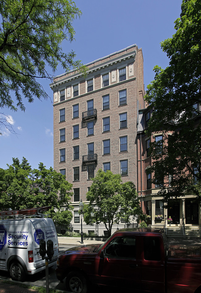 301 Berkeley St in Boston, MA - Building Photo - Building Photo