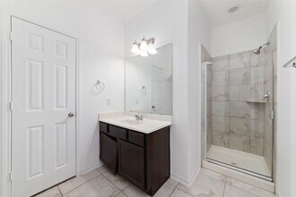 18406 Spruce Tree Line Trl in Houston, TX - Building Photo - Building Photo