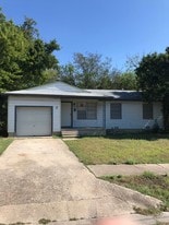 109 W Vardeman Ave in Killeen, TX - Building Photo