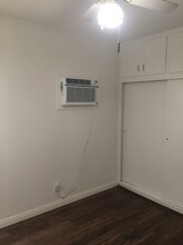 48 S Parkwood Ave, Unit Apartment 3 in Pasadena, CA - Building Photo - Building Photo