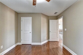 5570 Viewpoint Ct in Suwanee, GA - Building Photo - Building Photo