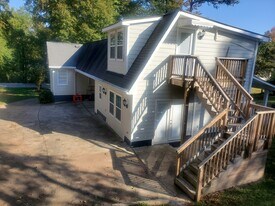 4265 Parnell Rd, Unit Apartment #1 in Marietta, GA - Building Photo