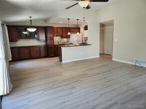 9135 W Cedar Dr in Lakewood, CO - Building Photo - Building Photo