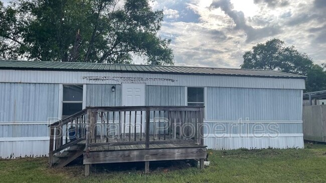 property at 265 Cir Pk Dr