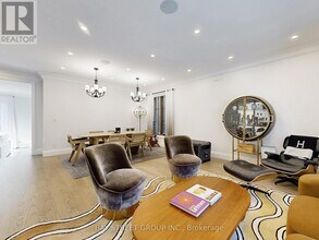 31 Evergreen Gardens in Toronto, ON - Building Photo - Building Photo