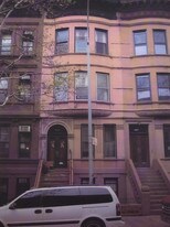 217 W 137th St Apartments