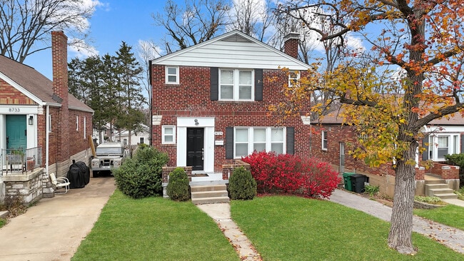 property at 8729 Bridgeport Ave