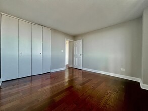 3333 Broadway, Unit E25D in New York, NY - Building Photo - Building Photo