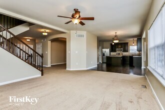 700 Phoenix Way in O'Fallon, MO - Building Photo - Building Photo