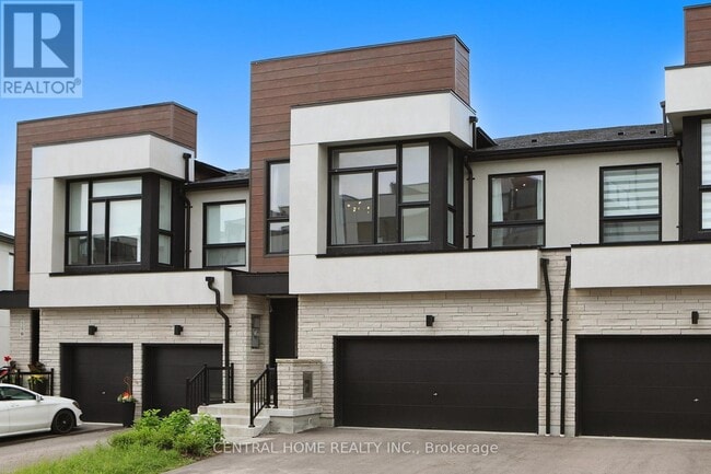 property at 17 Knollview Ln