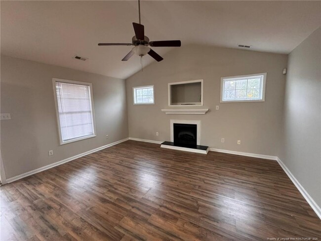 property at 820 Pebble Ridge Ct
