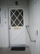 1256 San Carlos Dr in San Luis Obispo, CA - Building Photo - Building Photo