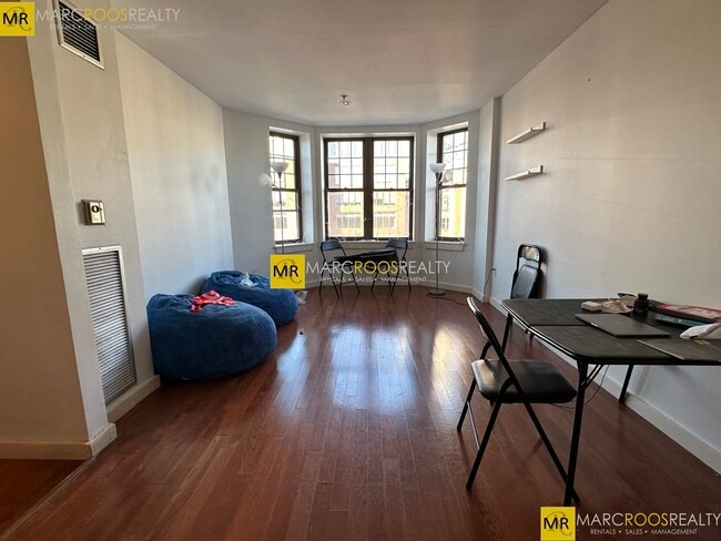 530 Commonwealth Ave, Unit 5A in Boston, MA - Building Photo - Building Photo
