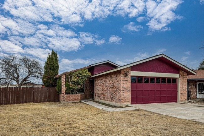 property at 122 Garden Crest Cir