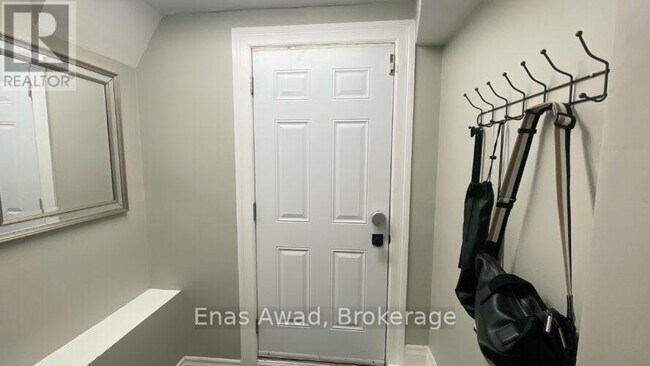 65 Holcolm Rd in Toronto, ON - Building Photo - Building Photo