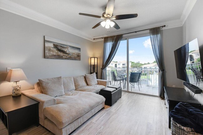 property at 7302 Myrtlewood Cir W