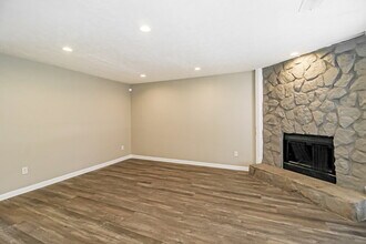 4060 Faron Ct in Ellenwood, GA - Building Photo - Building Photo