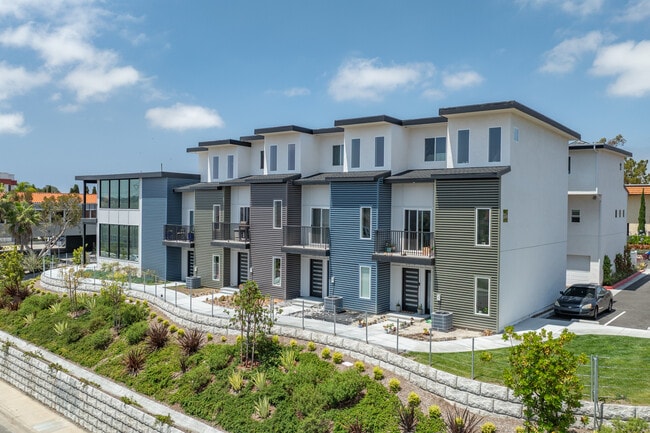 Townhomes at On Geneva