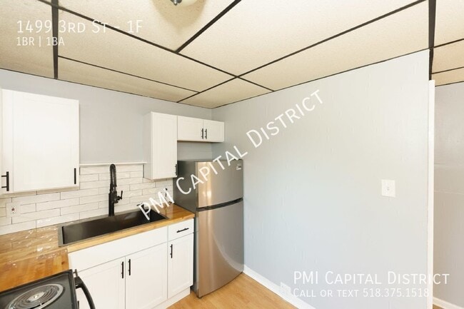 1499 3rd St in Rensselaer, NY - Building Photo - Building Photo