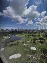 20379 W Country Club Dr in Aventura, FL - Building Photo