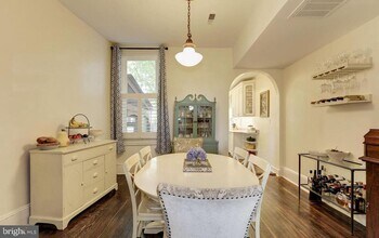 1932 35th St NW in Washington, DC - Building Photo - Building Photo