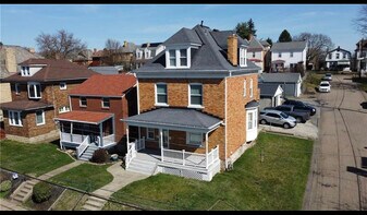 700 Ravenswood Ave, Unit Apt. 1 in Pittsburgh, PA - Building Photo