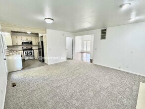 5117 S Lions Ave in Broken Arrow, OK - Building Photo - Building Photo