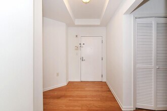 15 Freedomway in Jersey City, NJ - Building Photo - Building Photo