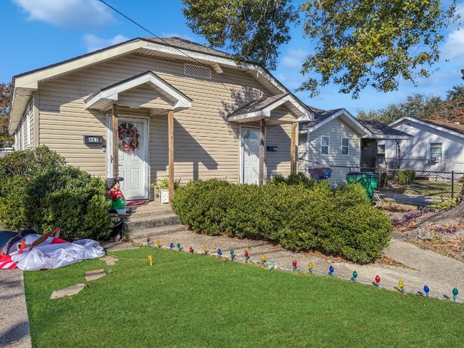 property at 661 Victory Dr