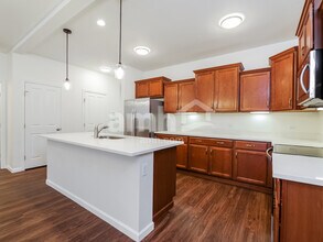 4530 Edgewater Blvd NE in Lacey, WA - Foto de edificio - Building Photo