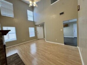 2141 Redwing Way in Round Rock, TX - Building Photo - Building Photo