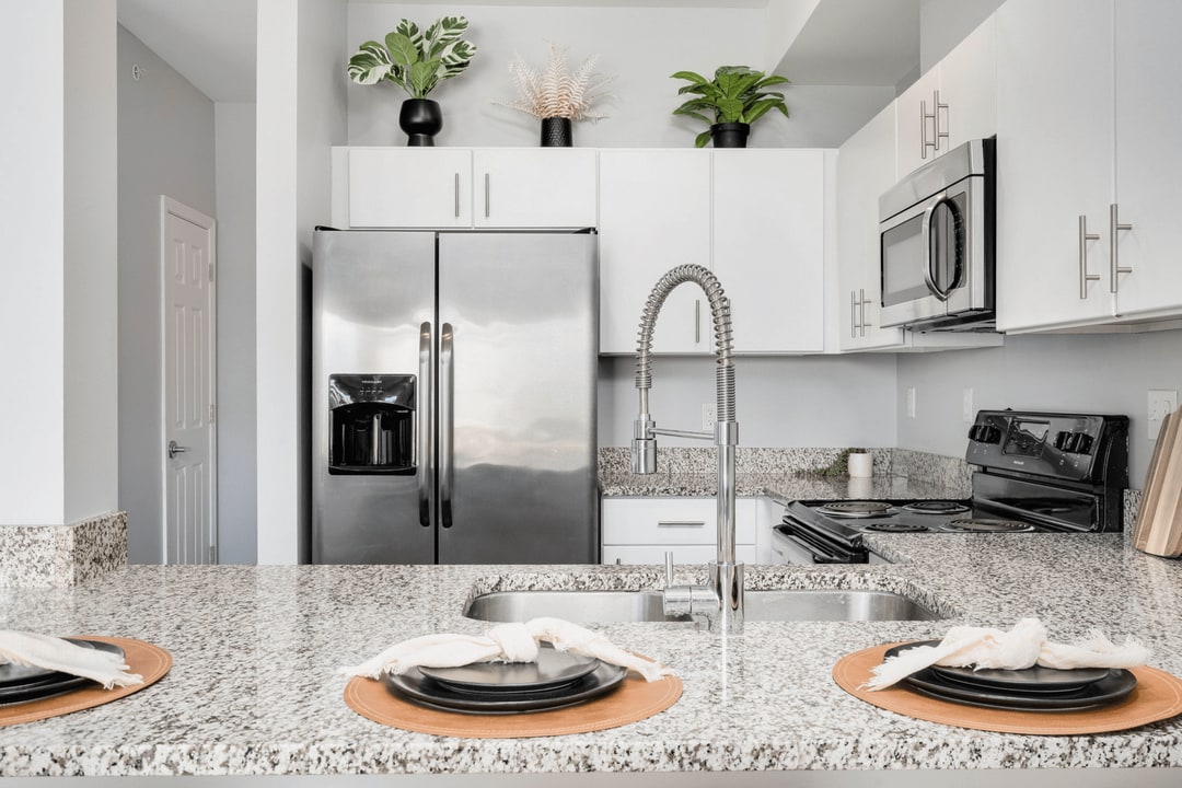 42 West Apartments in Southfield, MI - Foto de edificio