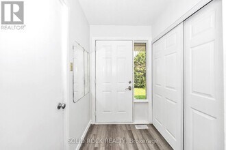 348 Monica Crescent in Ottawa, ON - Building Photo - Building Photo