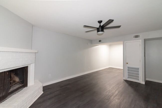 2437 Ramblewood Ct in Tallahassee, FL - Building Photo - Building Photo