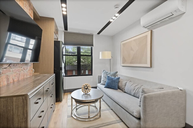 property at 115 Franklin St