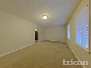 5020 Horton Pl in Douglasville, GA - Foto de edificio - Building Photo