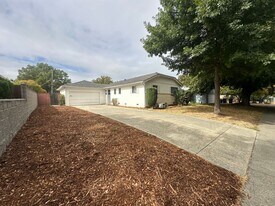 6718 21st Street in Sacramento, CA - Building Photo